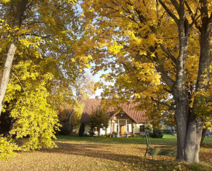 Kaszuny - Dom Pełen Pasji